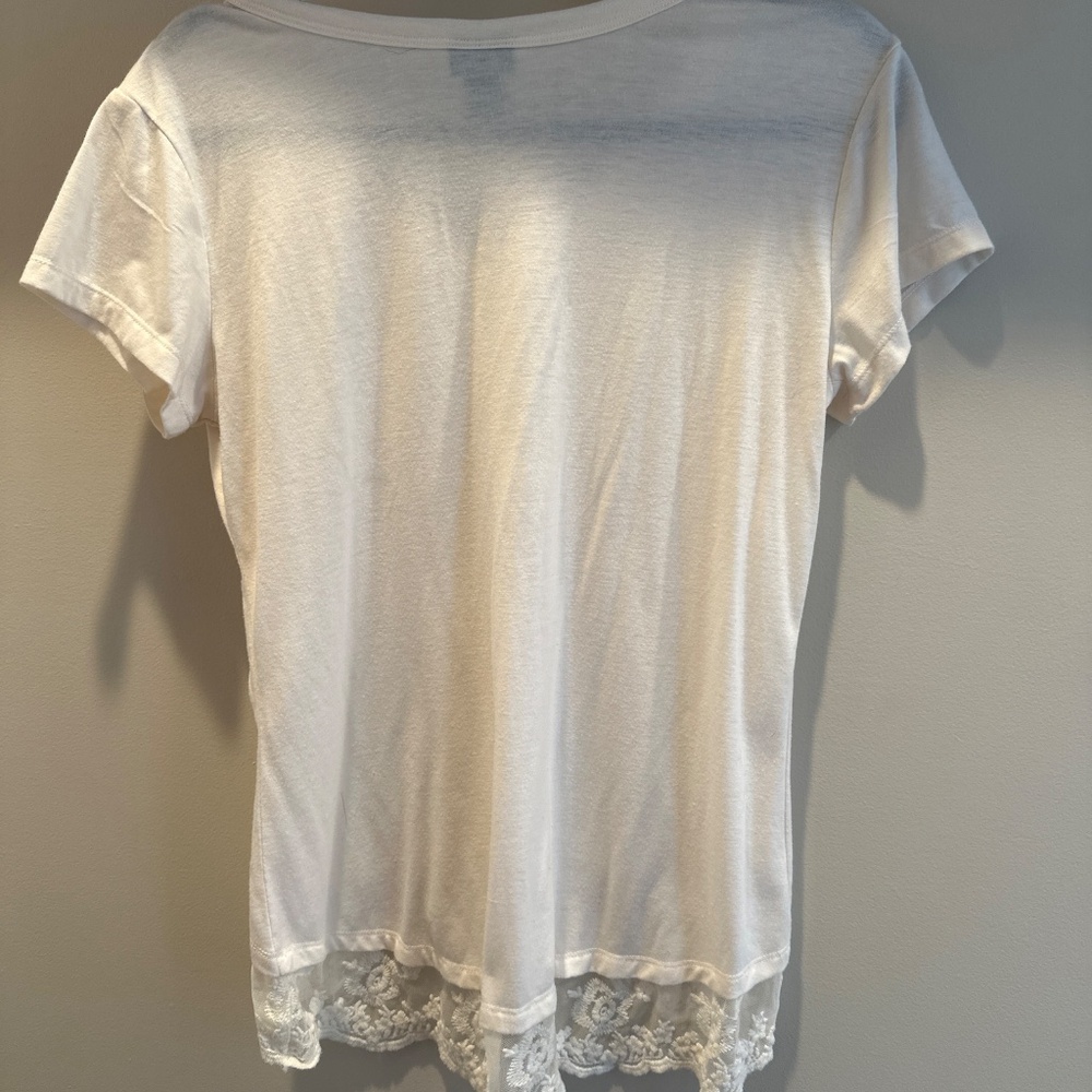 Rue21 Tshirt - Picture 2 of 2